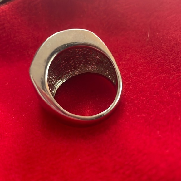 Size 10 silver Mother of Pearl pink and white ring - Picture 4 of 6